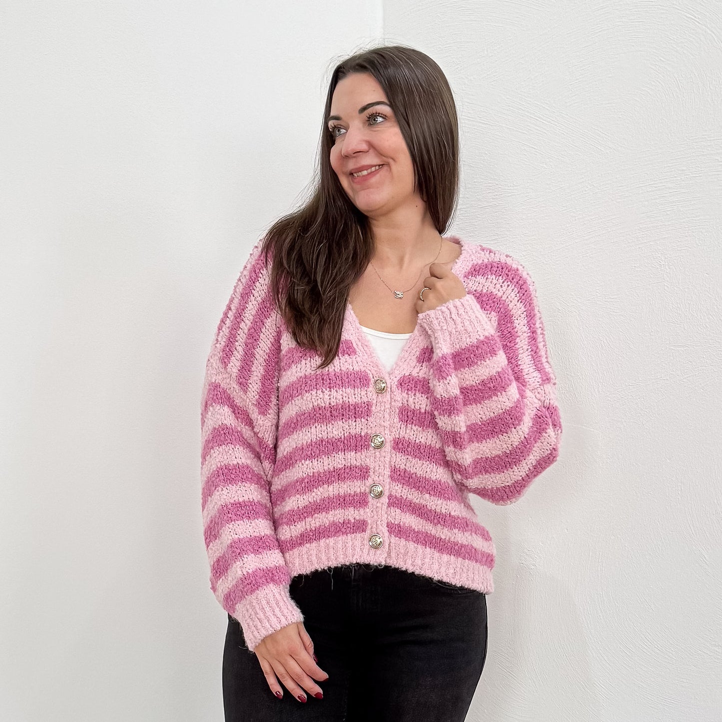 Bouclé-Strickjacke Alana